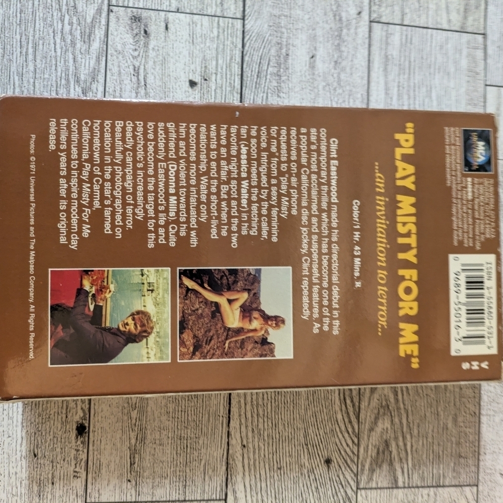 Clint Eastwood Movie VHS Tape - Picture 3 of 4